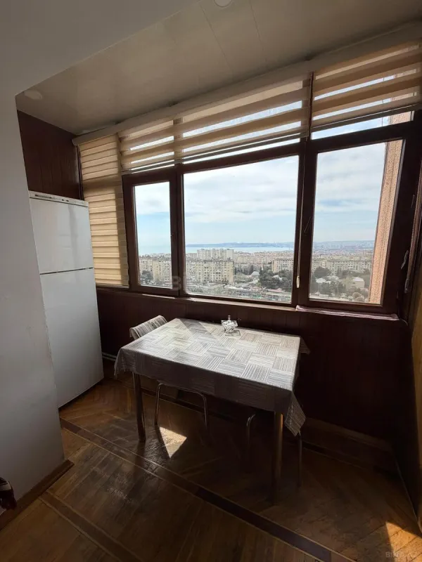 Satılır 3 otaqlı mənzil 80 m²
