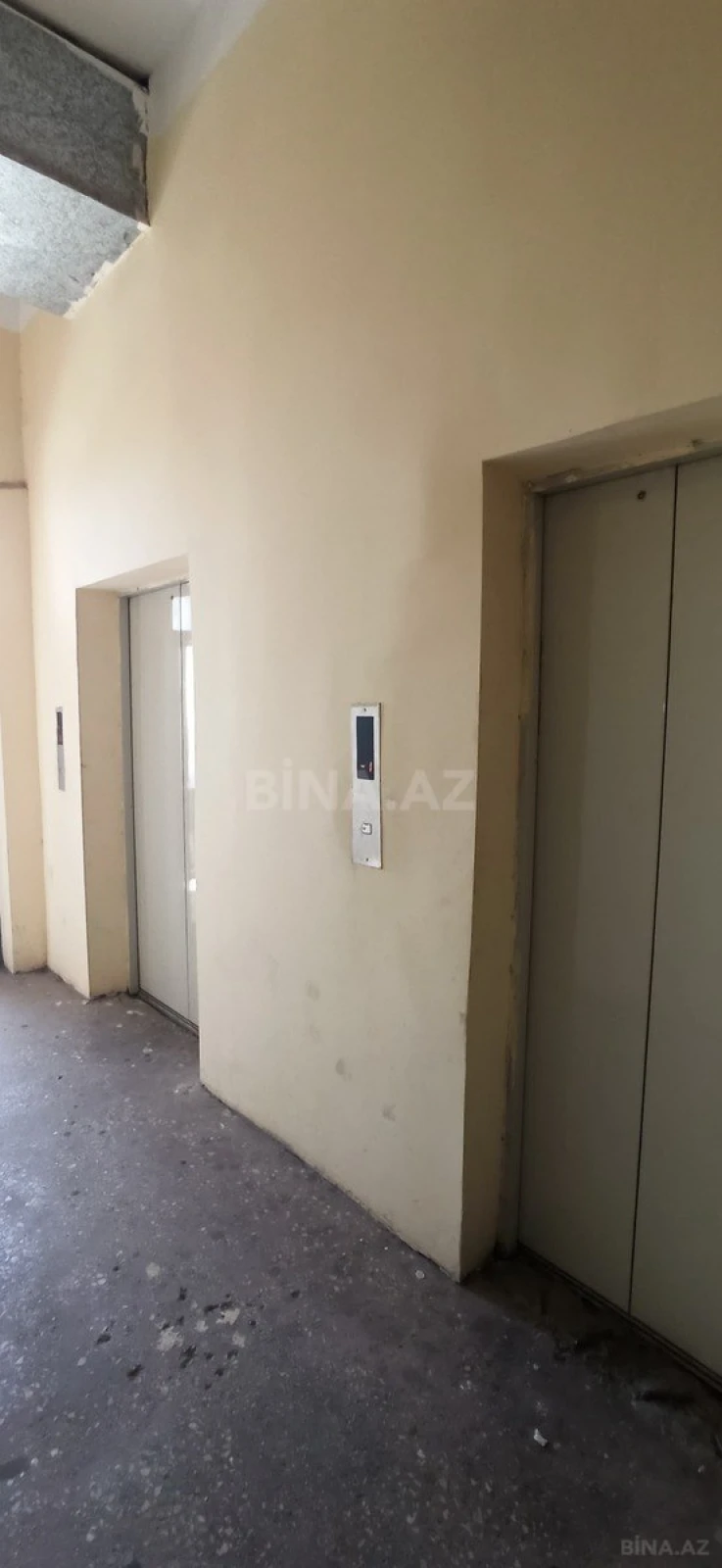 Satılır 2 otaqlı mənzil 96 m²