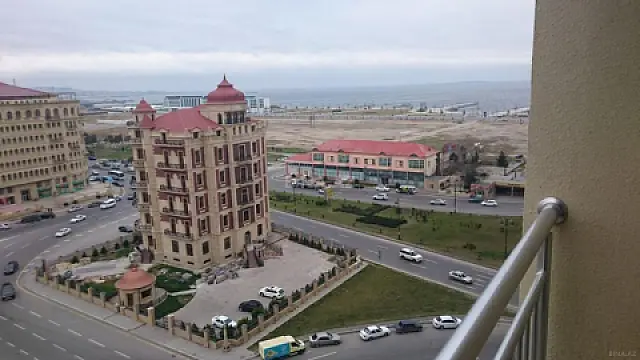 Satılır 2 otaqlı mənzil 78 m²