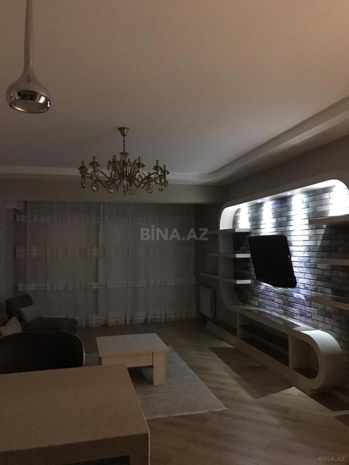 Satılır 2 otaqlı mənzil 78 m²