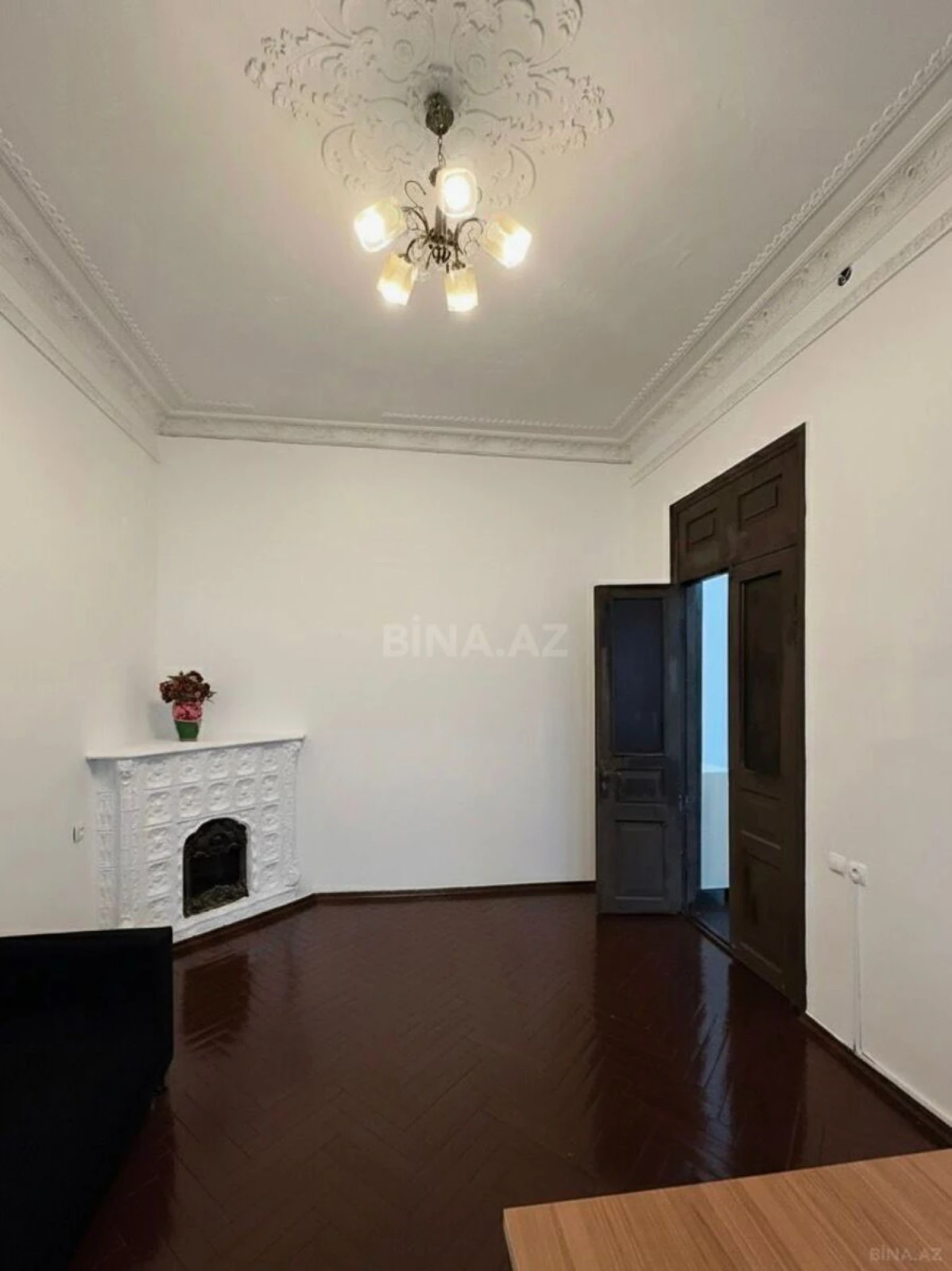 Kirayə verilir 4 otaqlı ofis 160 m²