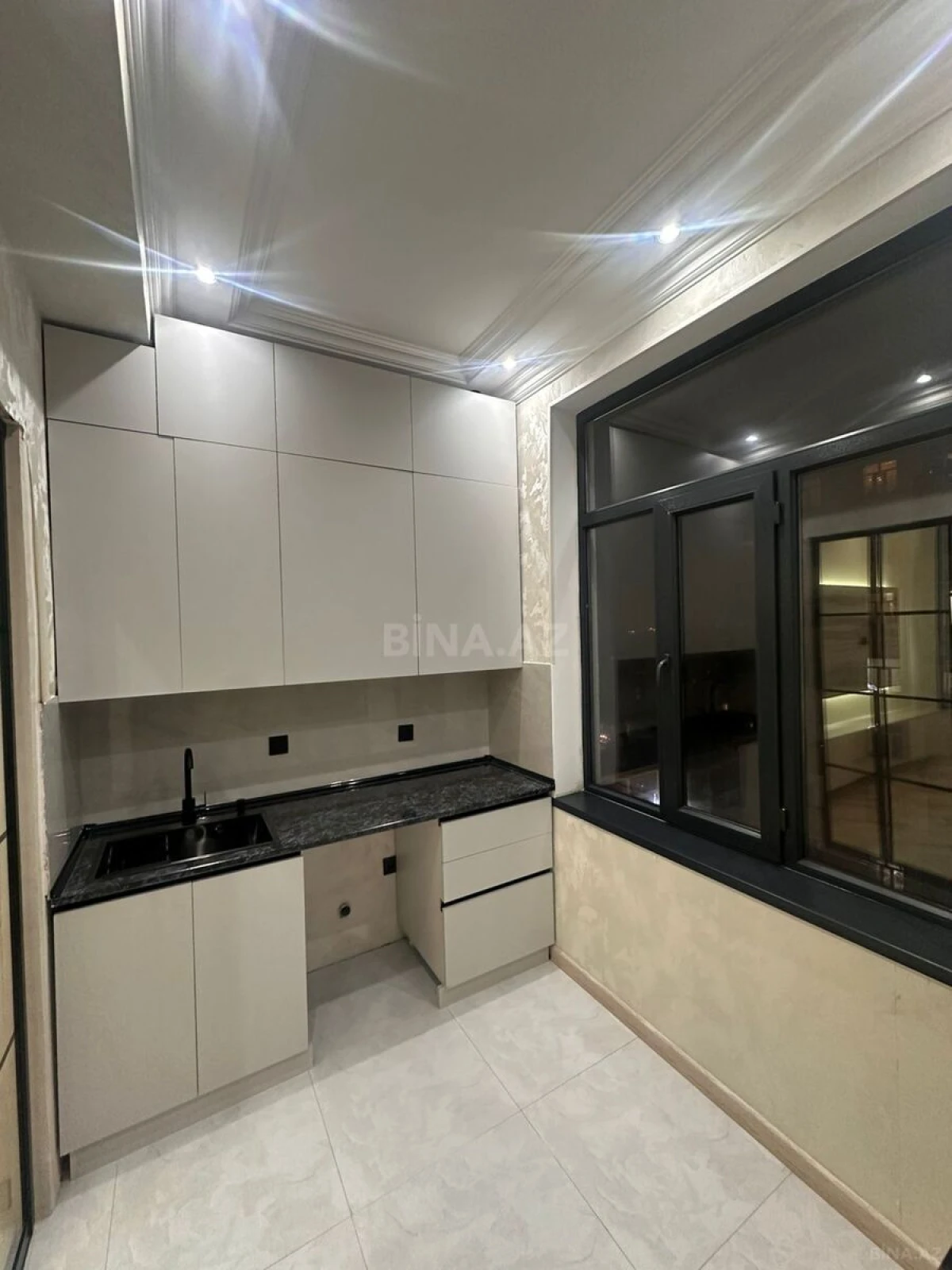 Satılır 2 otaqlı mənzil 60 m²