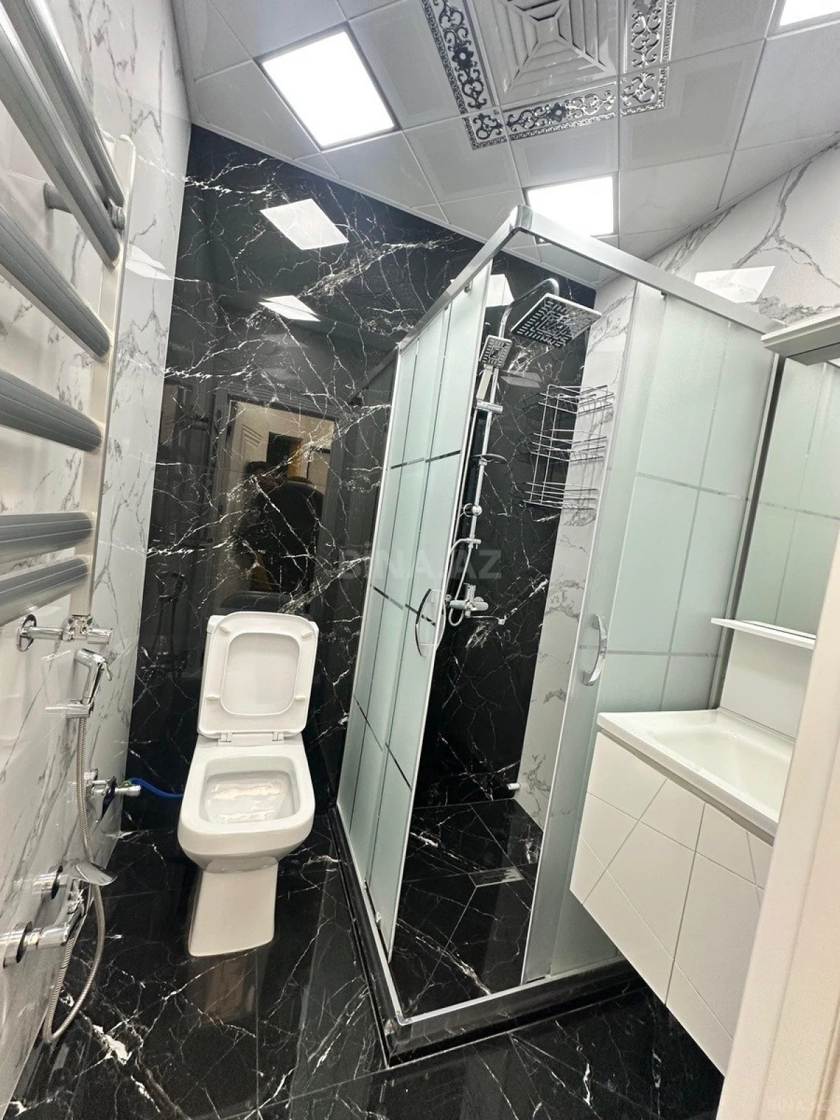 Satılır 3 otaqlı mənzil 60 m²