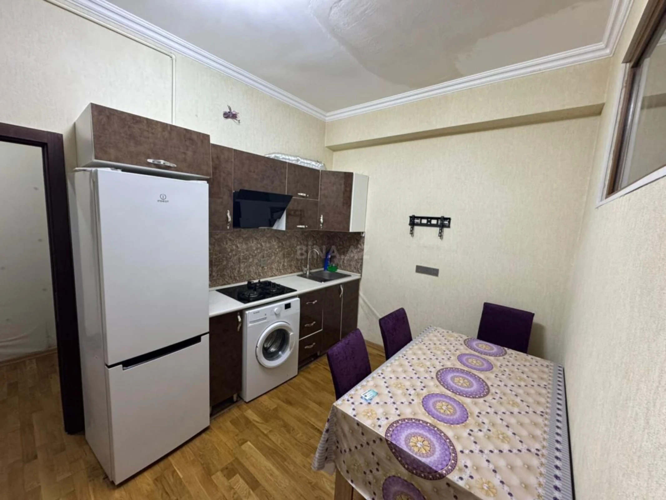Kirayə verilir 2 otaqlı mənzil 37 m²