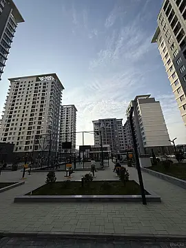 Satılır 3 otaqlı mənzil 105.5 m²