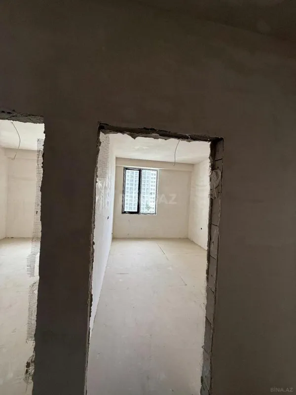 Satılır 3 otaqlı mənzil 105.5 m²