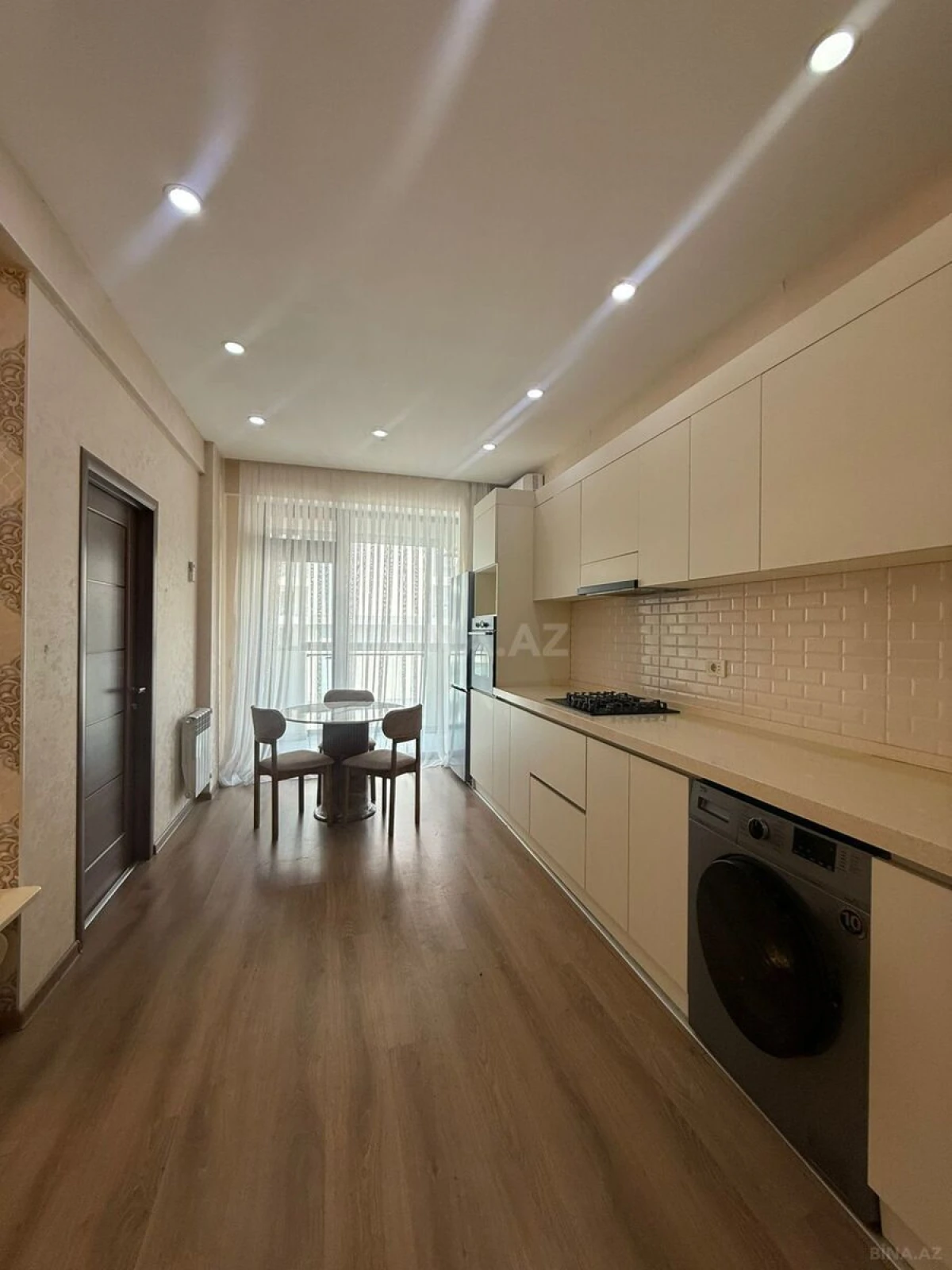 Satılır 2 otaqlı mənzil 55 m²