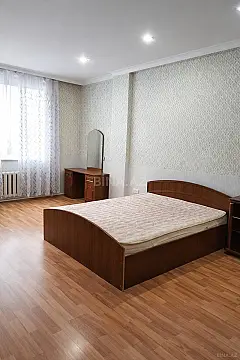 Satılır 3 otaqlı mənzil 76 m²