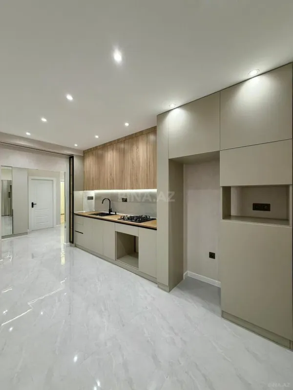 Satılır 3 otaqlı mənzil 120 m²