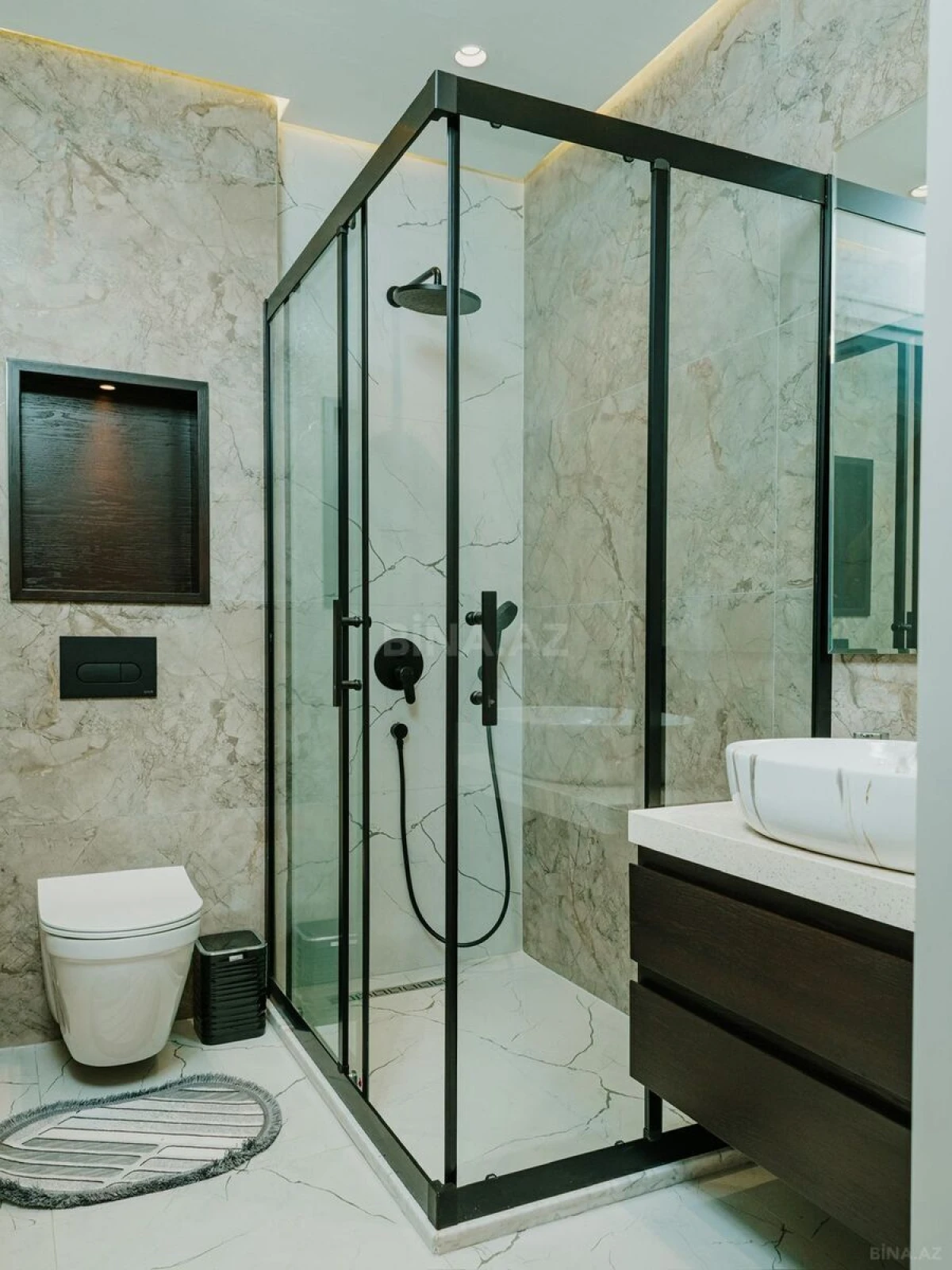 Kirayə verilir 2 otaqlı mənzil 70 m²