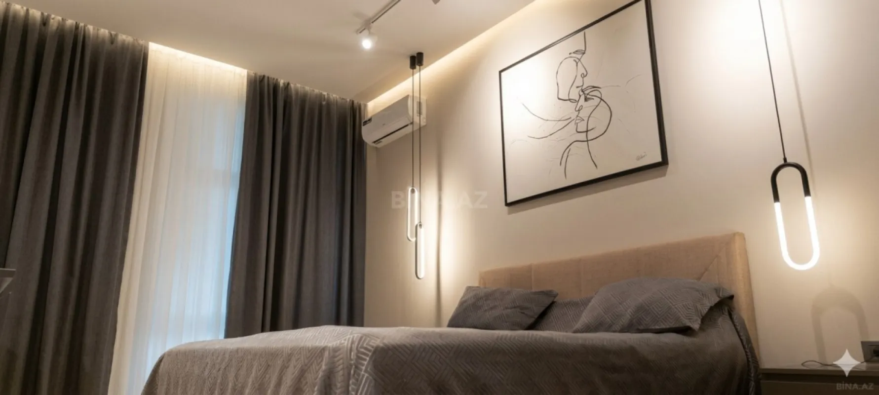 Satılır 3 otaqlı mənzil 130 m²