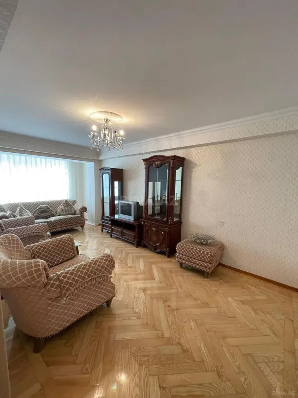 Kirayə verilir 3 otaqlı mənzil 70 m²