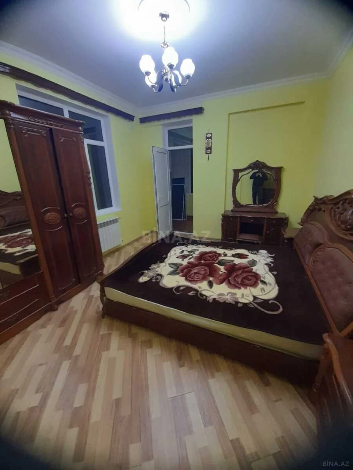Kirayə verilir 3 otaqlı mənzil 105 m²