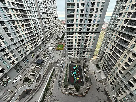 Satılır 3 otaqlı mənzil 82 m²