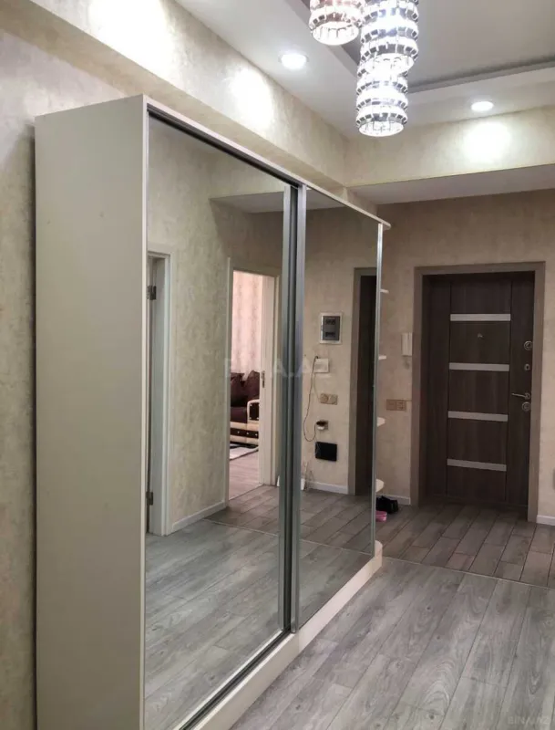 Kirayə verilir 3 otaqlı mənzil 110 m²