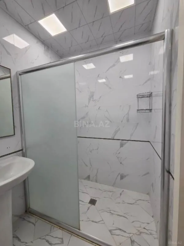 Satılır 2 otaqlı mənzil 110 m²