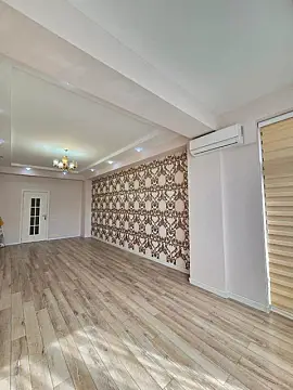 Satılır 2 otaqlı mənzil 110 m²
