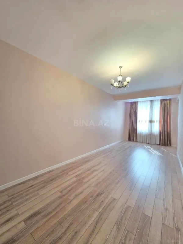 Satılır 2 otaqlı mənzil 110 m²
