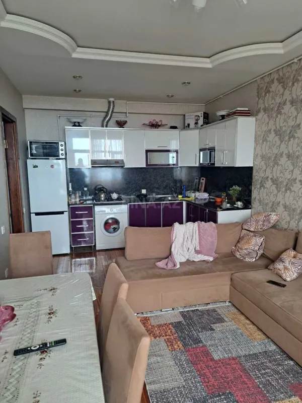 Satılır 2 otaqlı mənzil 60 m²