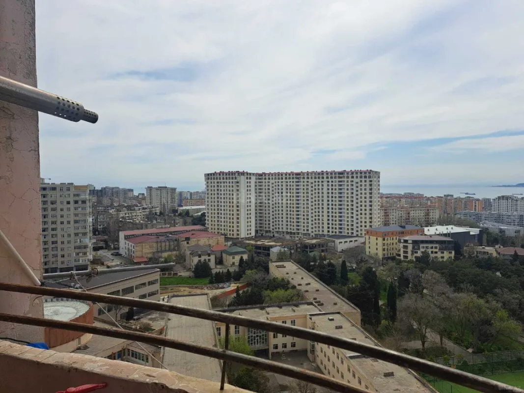 Satılır 2 otaqlı mənzil 60 m²