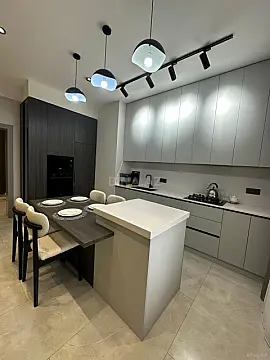 Kirayə verilir 3 otaqlı mənzil 90 m²
