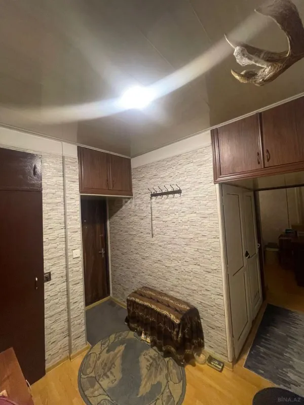 Satılır 4 otaqlı mənzil 85 m²