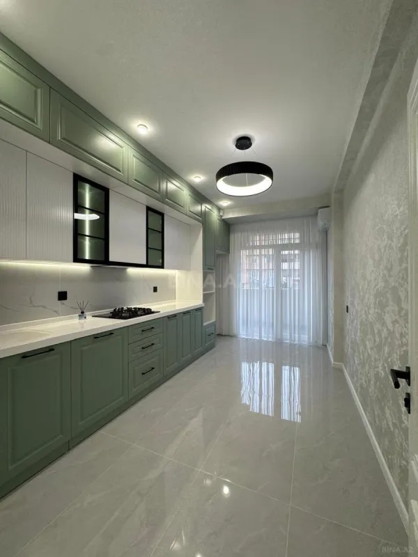 Satılır 3 otaqlı mənzil 105 m²