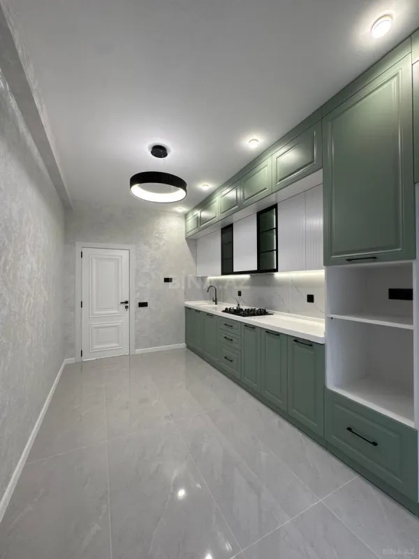 Satılır 3 otaqlı mənzil 105 m²