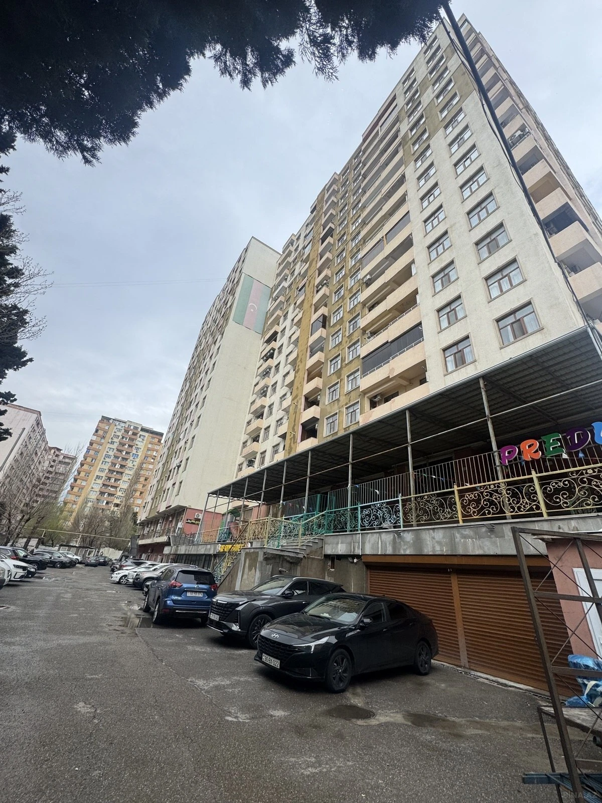 Satılır 3 otaqlı mənzil 100 m²
