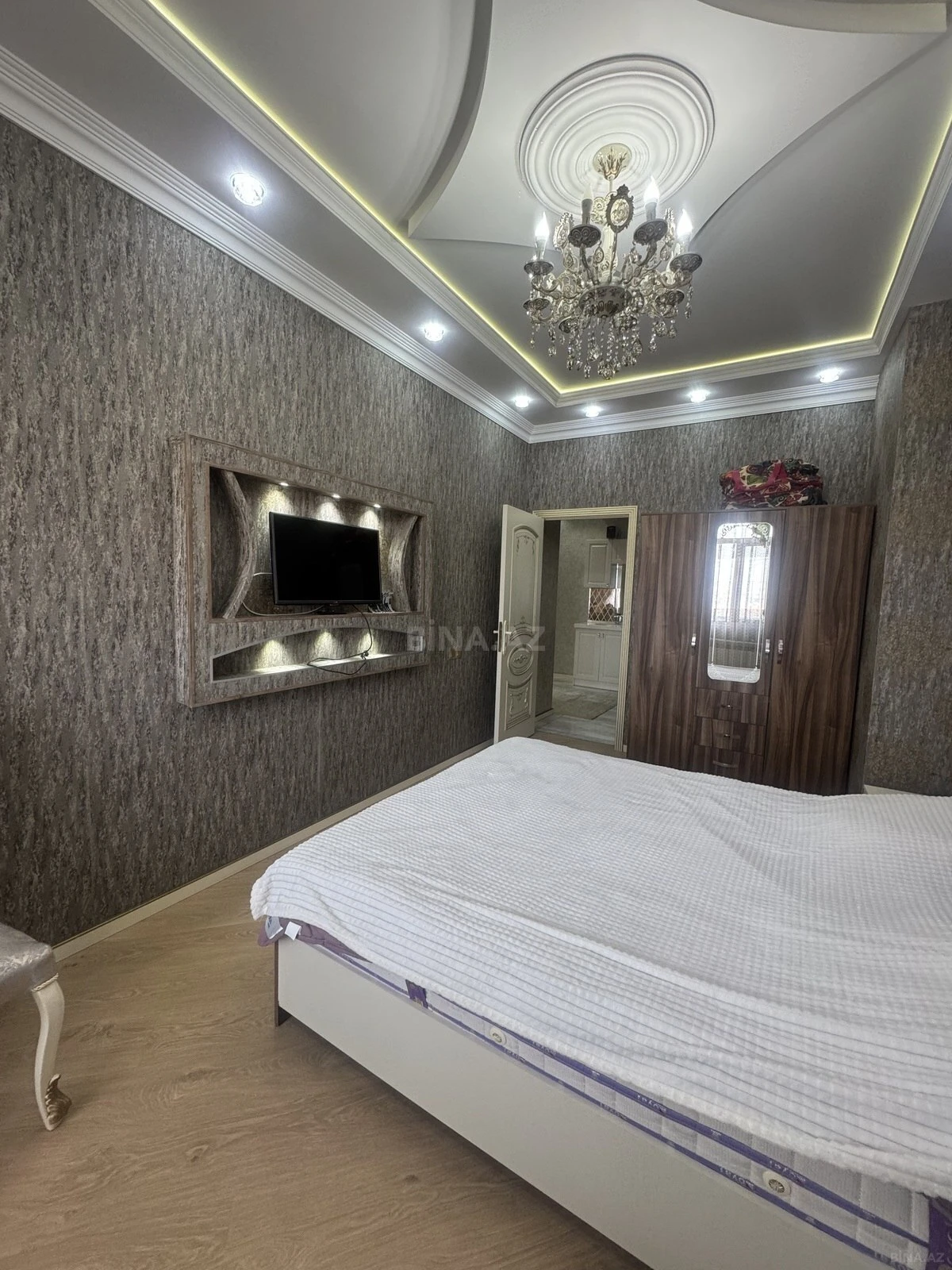 Satılır 3 otaqlı mənzil 100 m²