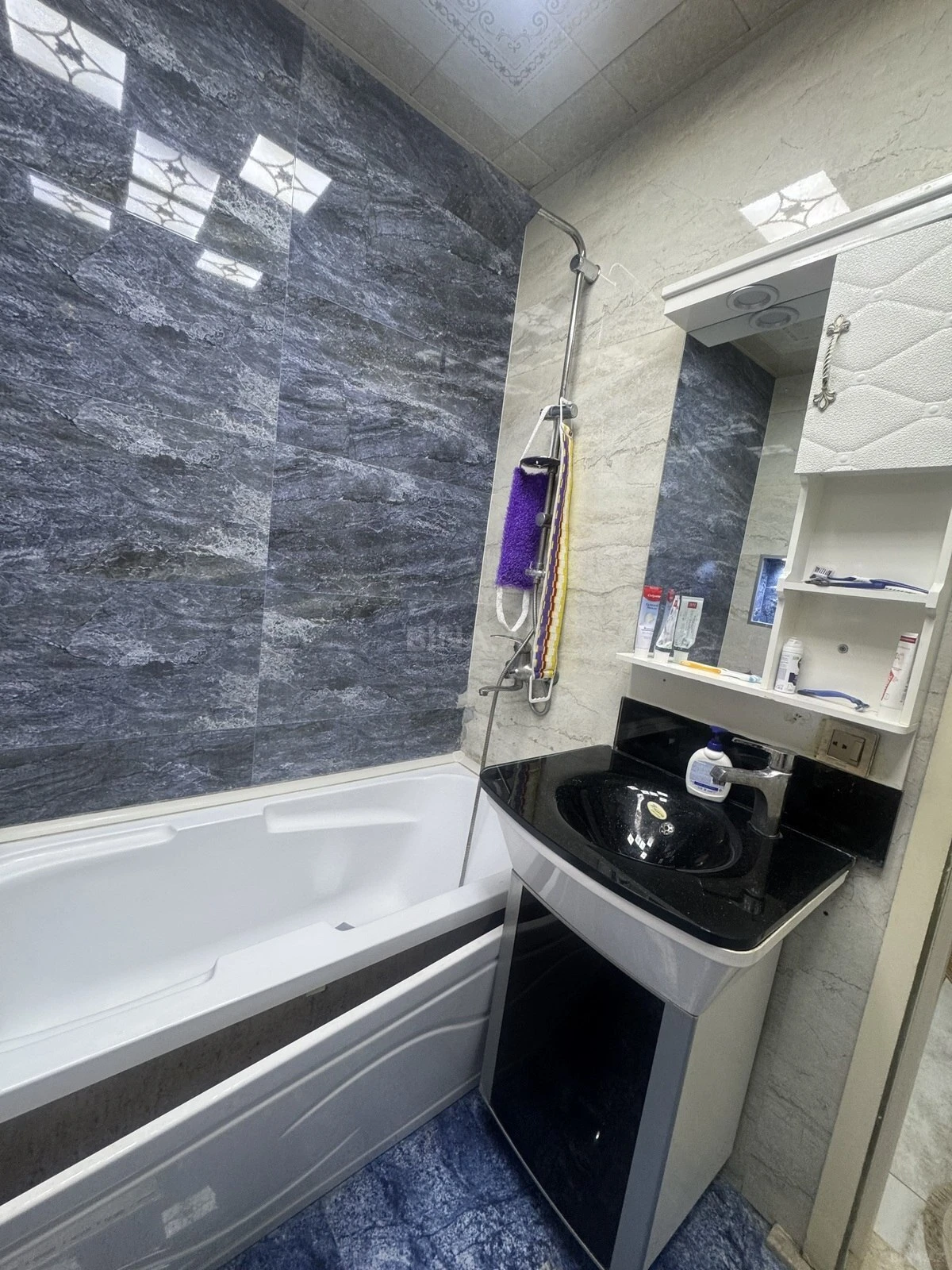 Satılır 3 otaqlı mənzil 100 m²