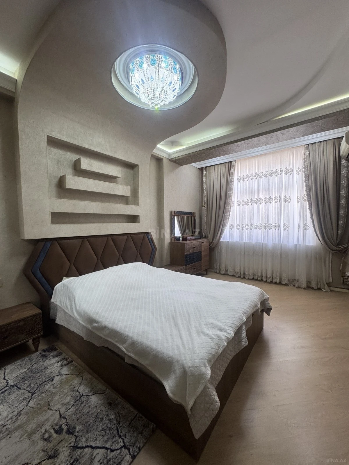 Satılır 3 otaqlı mənzil 100 m²