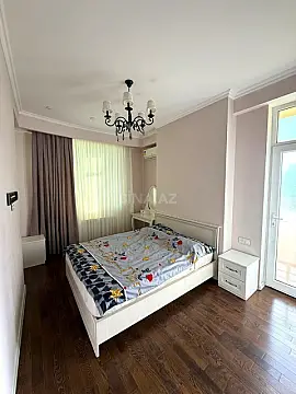 Satılır 3 otaqlı mənzil 116 m²