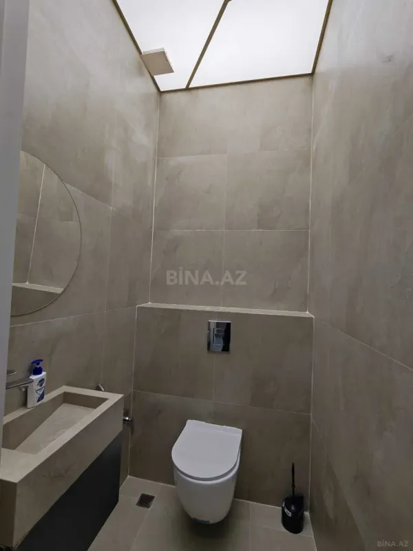 Satılır 3 otaqlı mənzil 130 m²