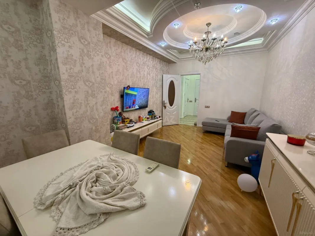 Satılır 3 otaqlı mənzil 103 m²