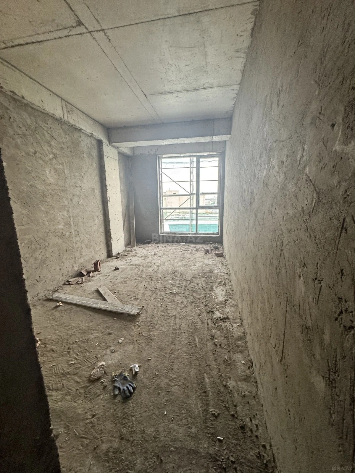 Satılır 2 otaqlı mənzil 78 m²