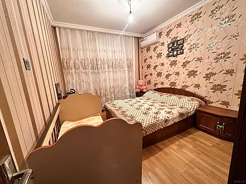Satılır 2 otaqlı mənzil 80 m²