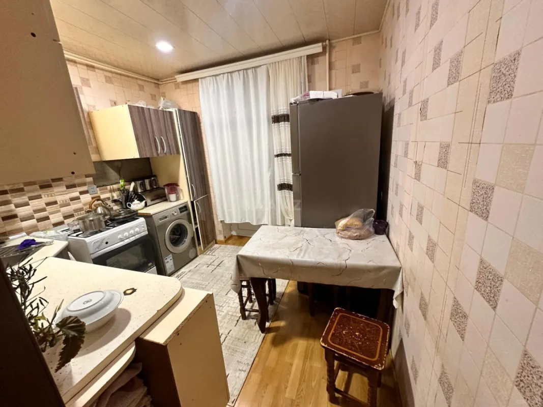 Satılır 2 otaqlı mənzil 80 m²
