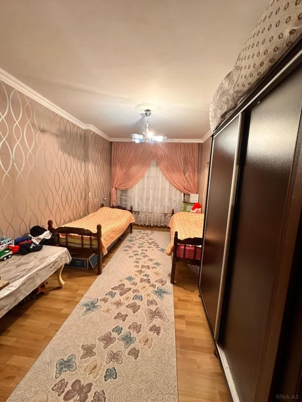 Satılır 2 otaqlı mənzil 80 m²