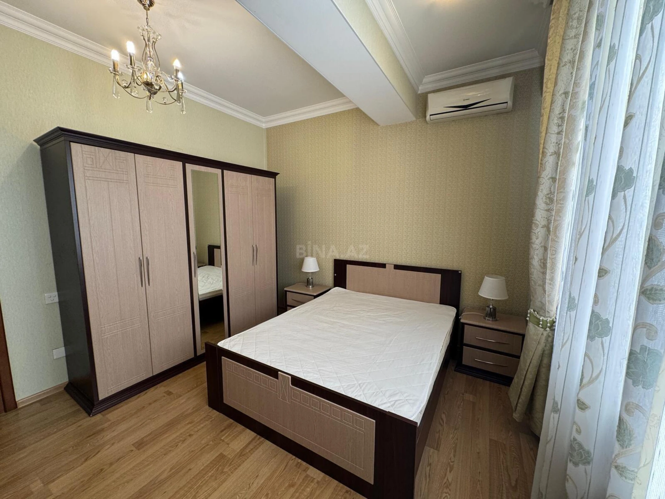 Kirayə verilir 2 otaqlı mənzil 85 m²