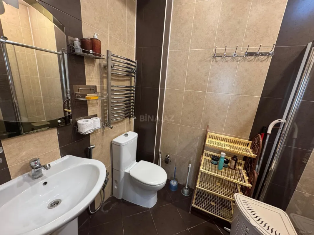 Kirayə verilir 2 otaqlı mənzil 85 m²