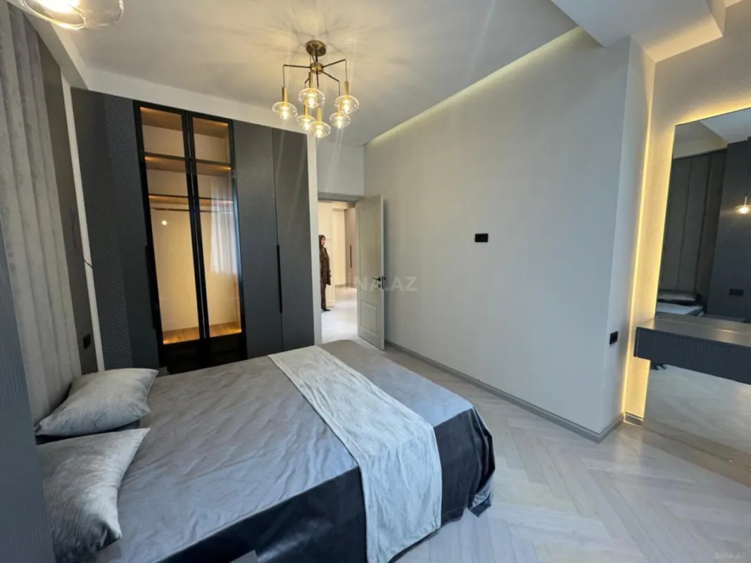 Satılır 2 otaqlı mənzil 70 m²