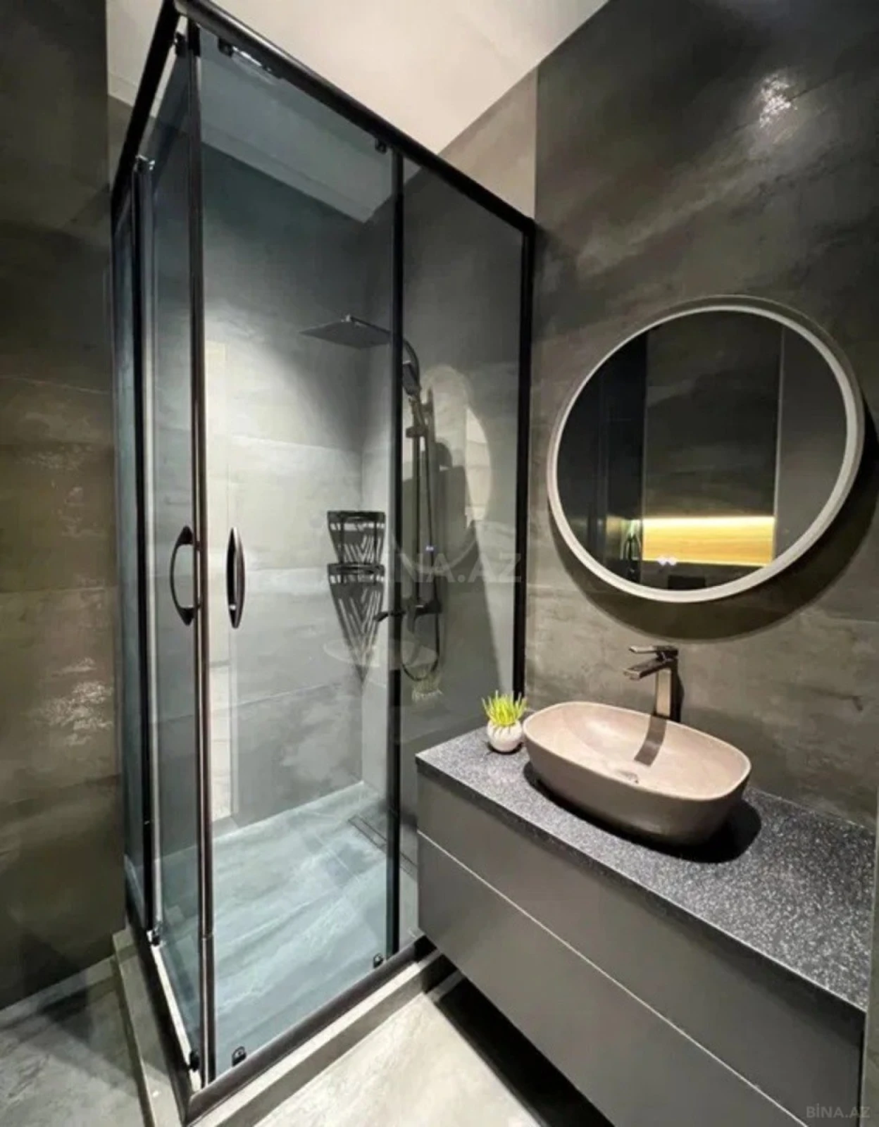 Kirayə verilir 2 otaqlı mənzil 85 m²