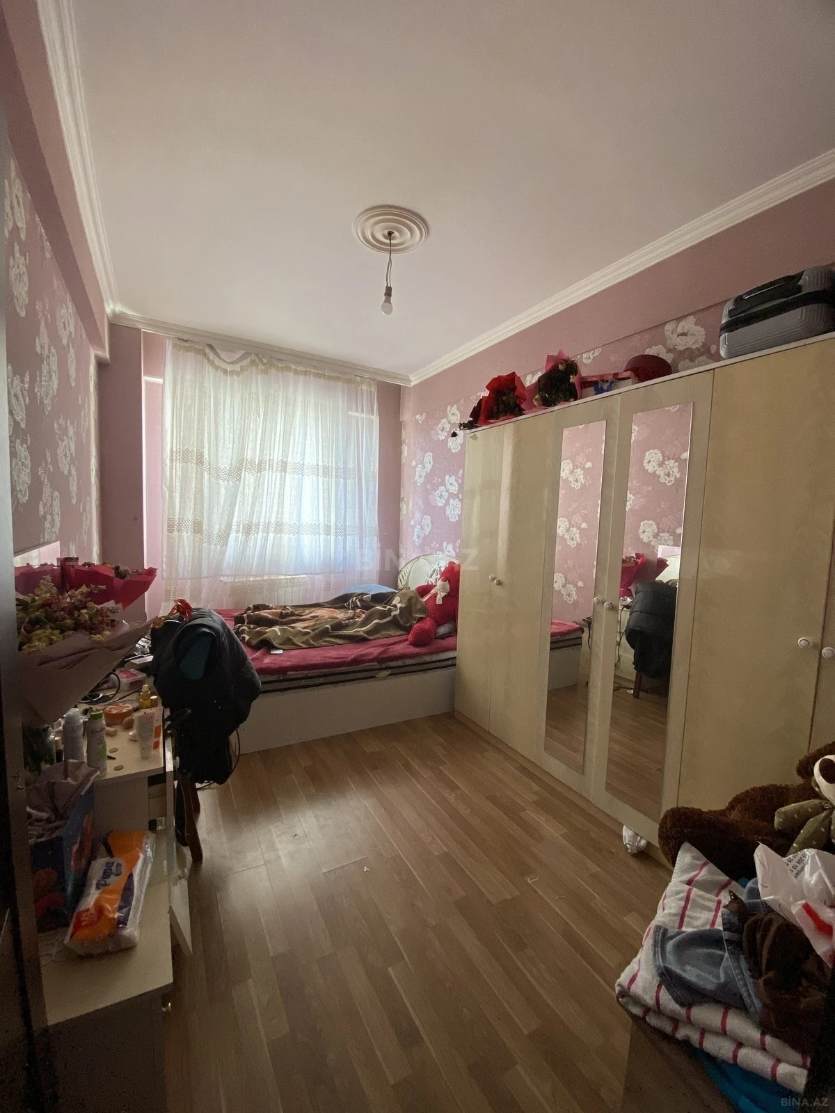 Kirayə verilir 2 otaqlı mənzil 100 m²
