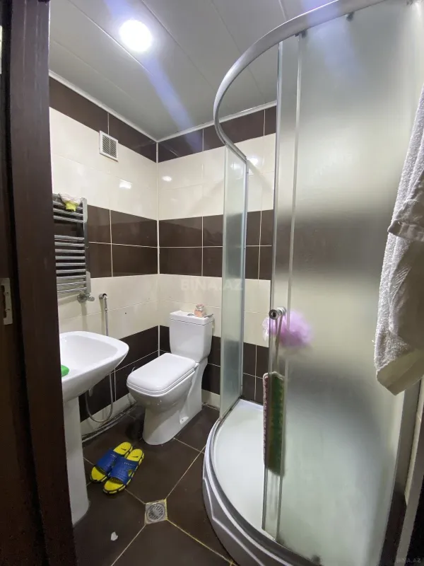 Kirayə verilir 2 otaqlı mənzil 100 m²