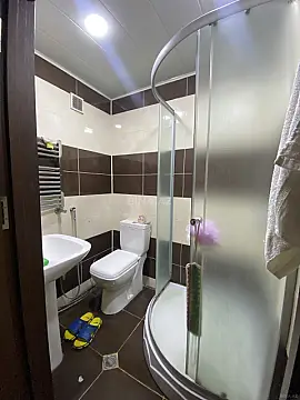 Kirayə verilir 2 otaqlı mənzil 100 m²