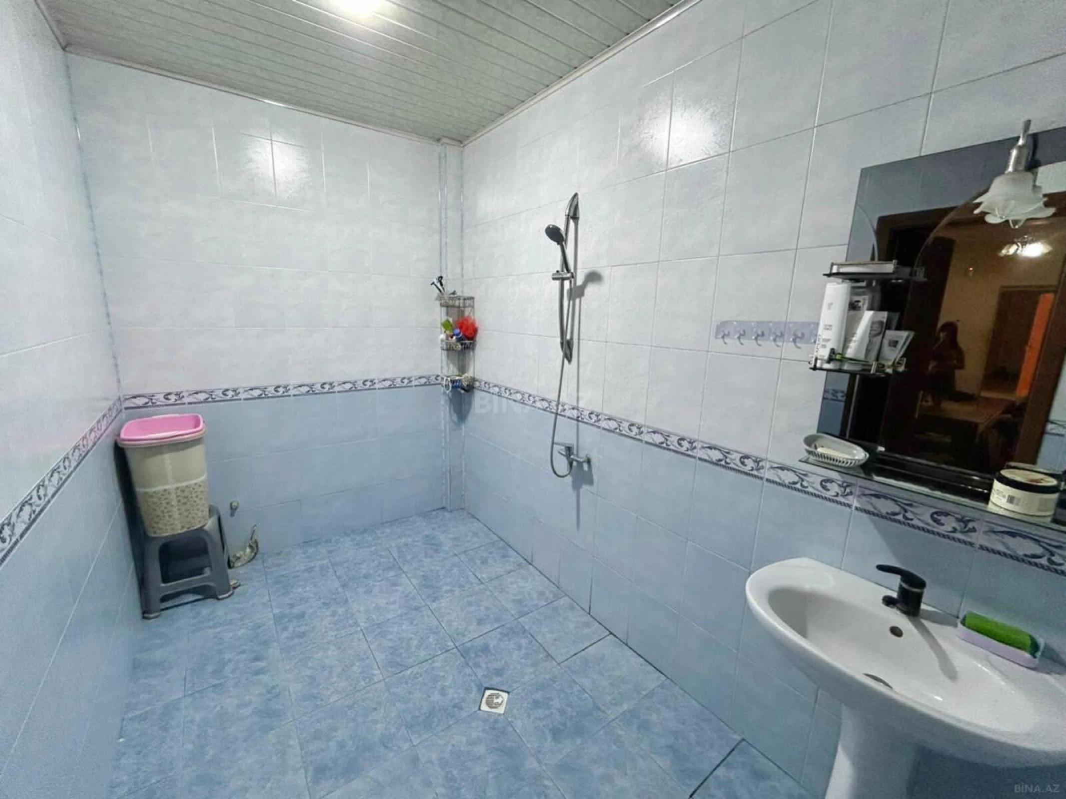 Satılır 3 otaqlı mənzil 125 m²
