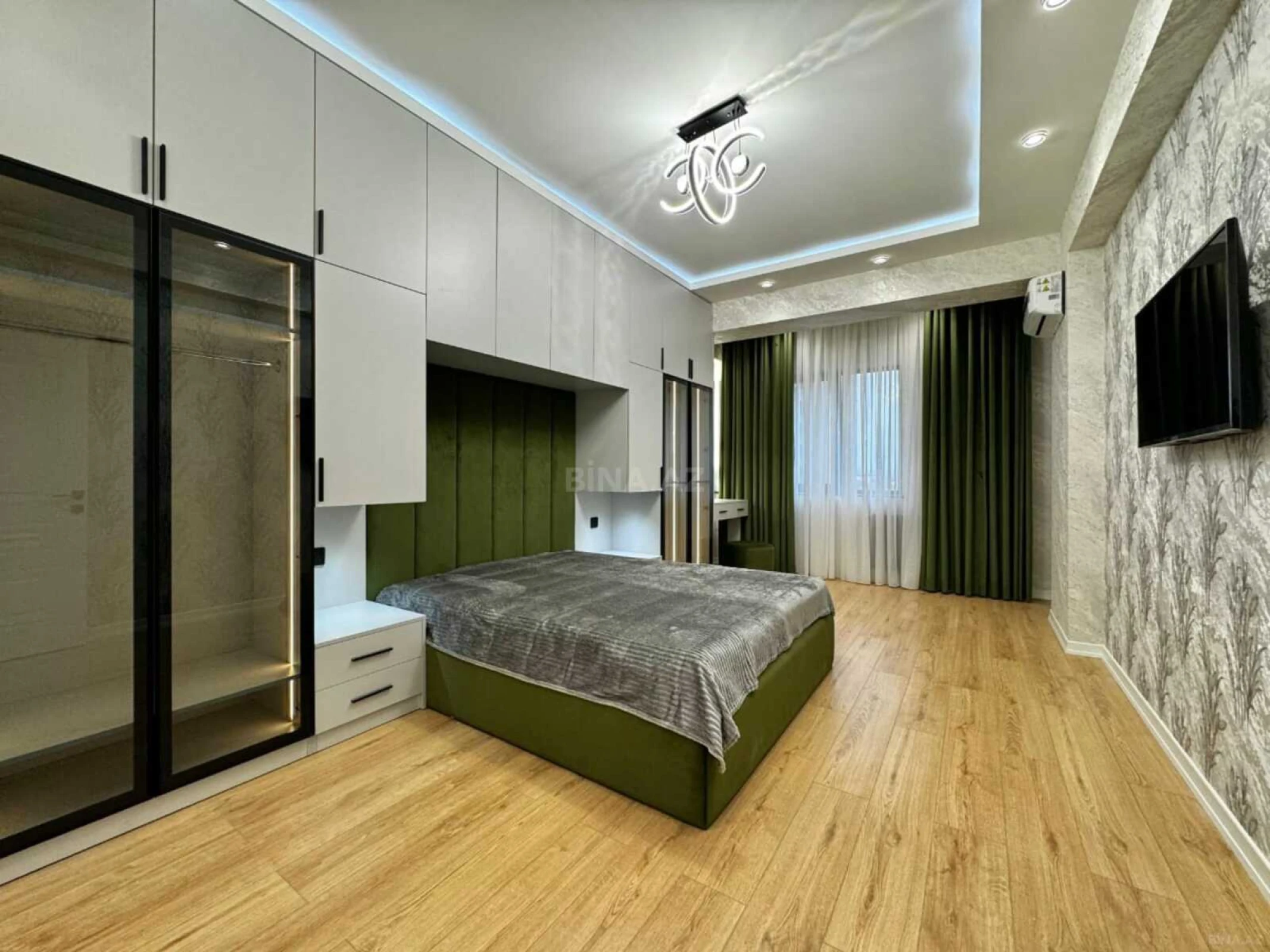 Kirayə verilir 2 otaqlı mənzil 70 m²