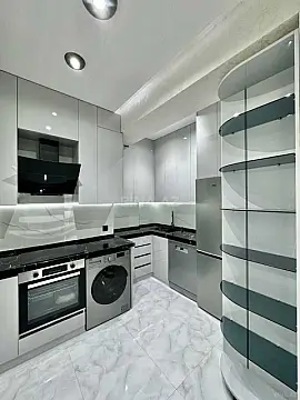 Kirayə verilir 2 otaqlı mənzil 70 m²