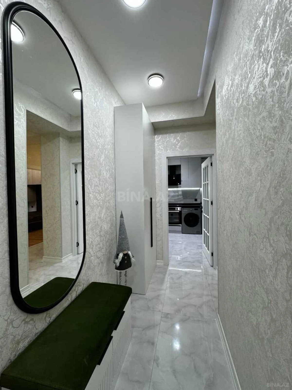 Kirayə verilir 2 otaqlı mənzil 70 m²